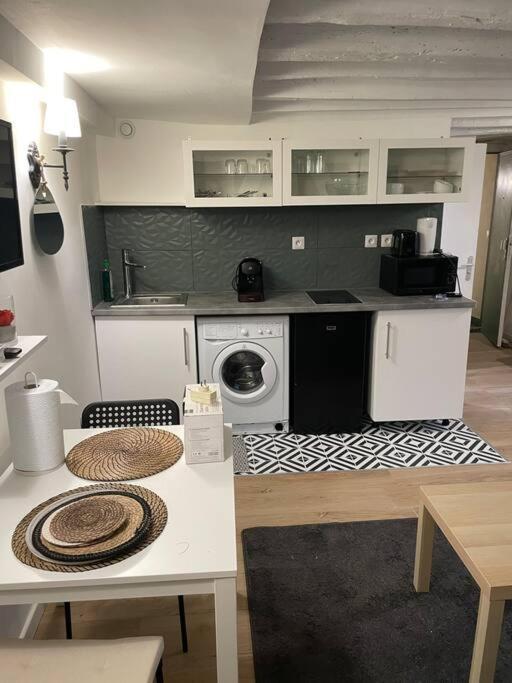 Appartement Confortable - Opera - Place De La Madeleine - Saint Martin - 4 Pers Paris Luaran gambar